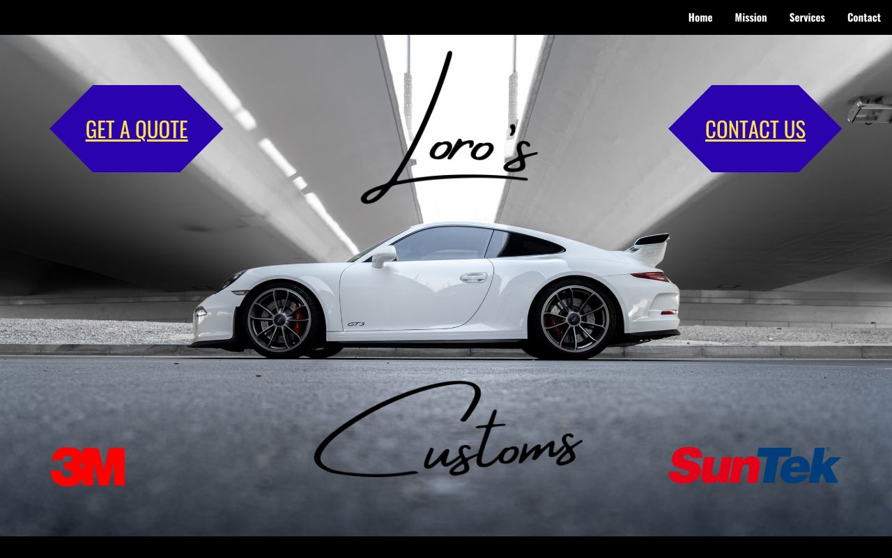 Homepage of Loro's Customs's website